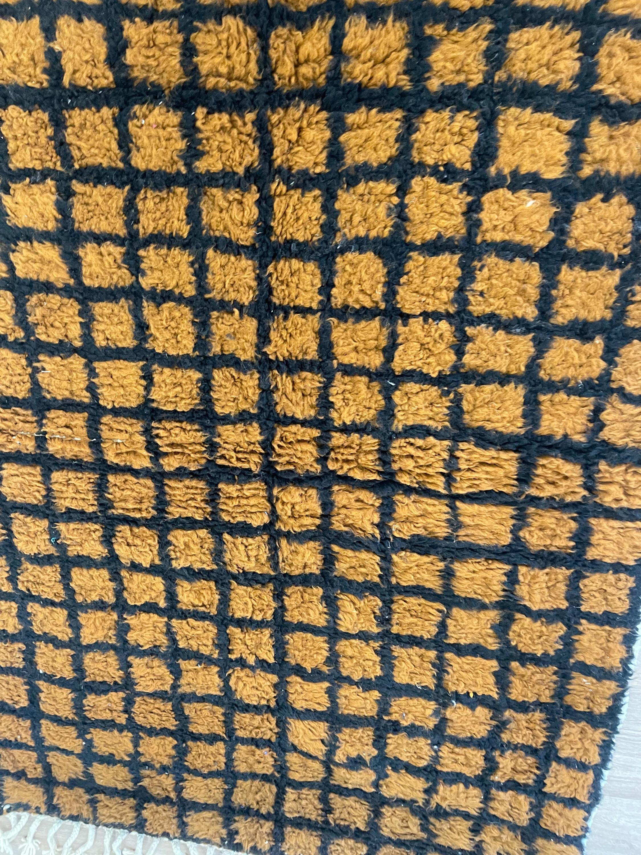 Morrocan Brown Checkered Rug – 4x6